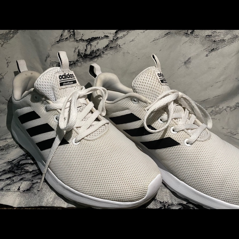 Adidas lite racer youth size 6